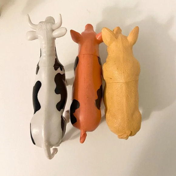 Assorted  Lot of 6 Animal Figures Cows Donkey Pigs Plastic Farm Animal Toys - Picture 13 of 16